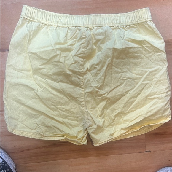 The Children's Place Yellow Kids Shorts - Picture 3 of 4